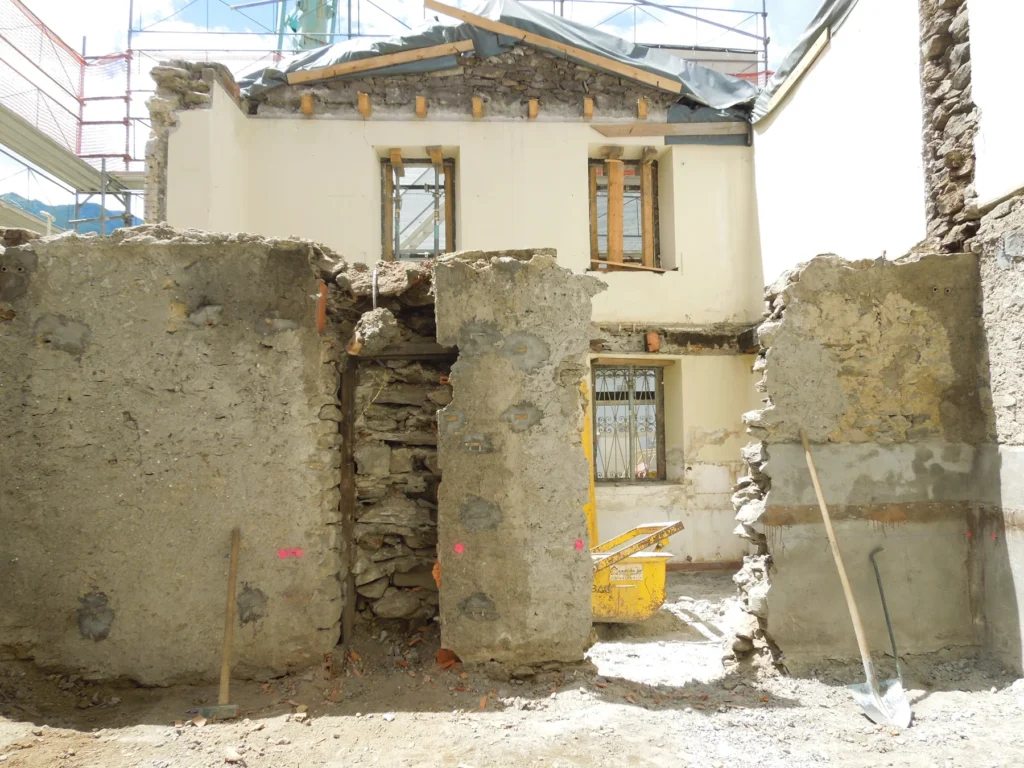 Ristrutturazione Casa Canonicale - Biasca — fotografia 1
