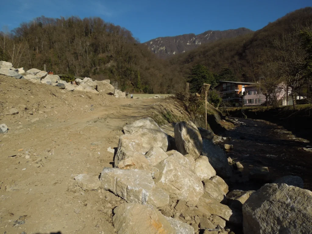 Rivalorizzazione Torrente Mara - Maroggia — fotografia 1