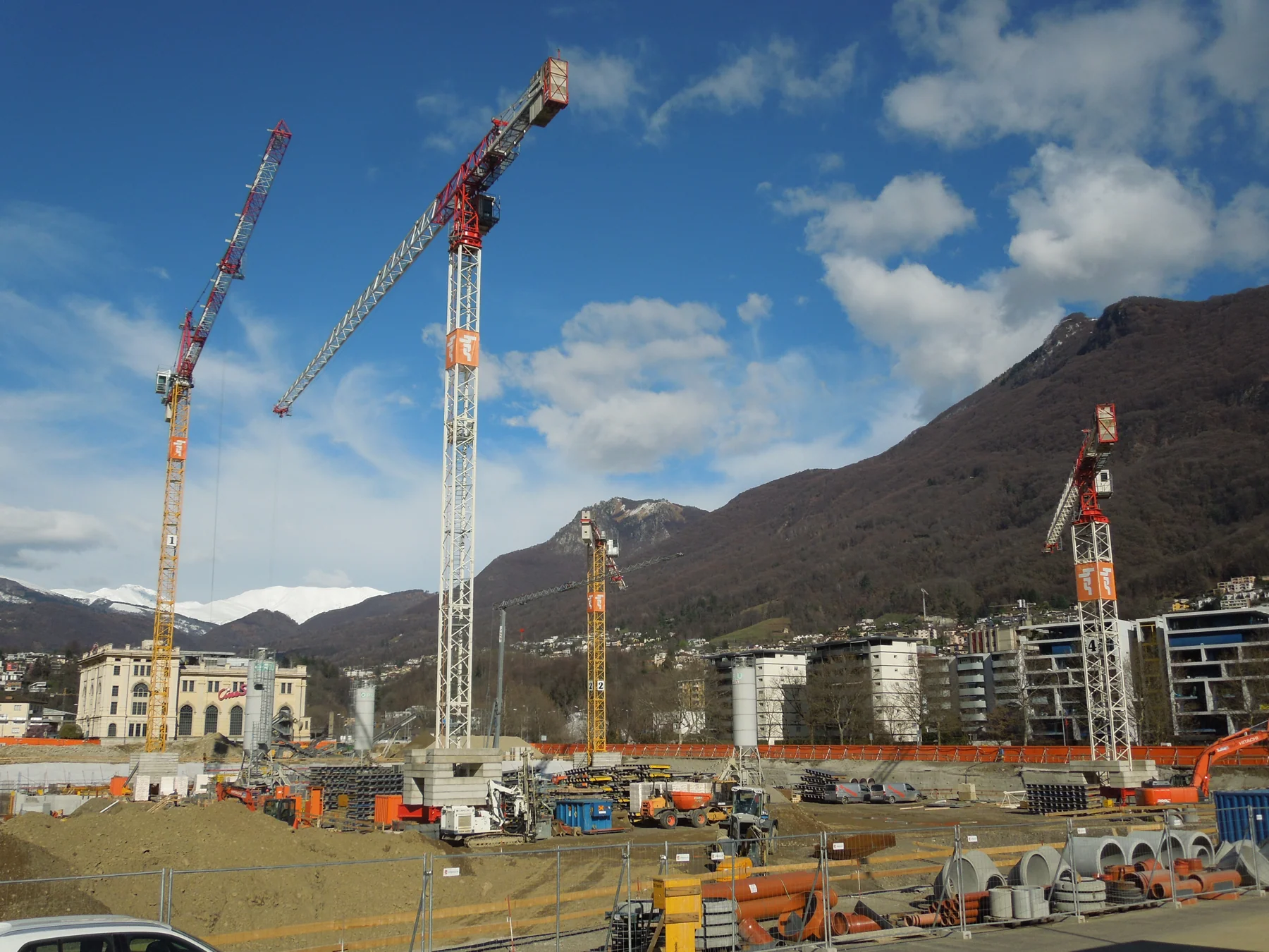 Arena Sportiva PSE Cornaredo - Lugano — fotografia 1